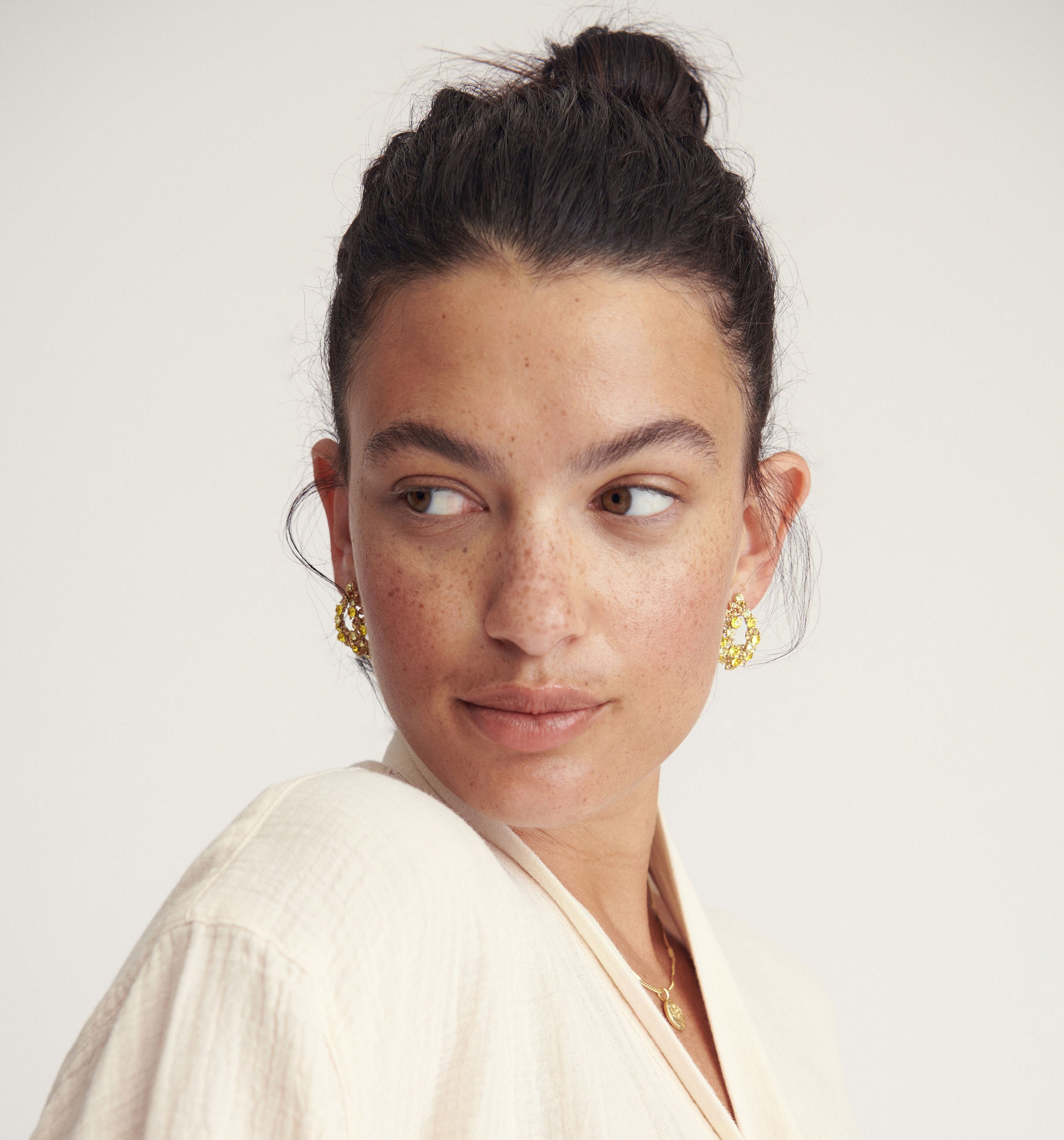 How To Build The Perfect Brows