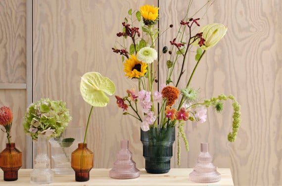 Sådan vælger du den rigtige vase til dine blomster 