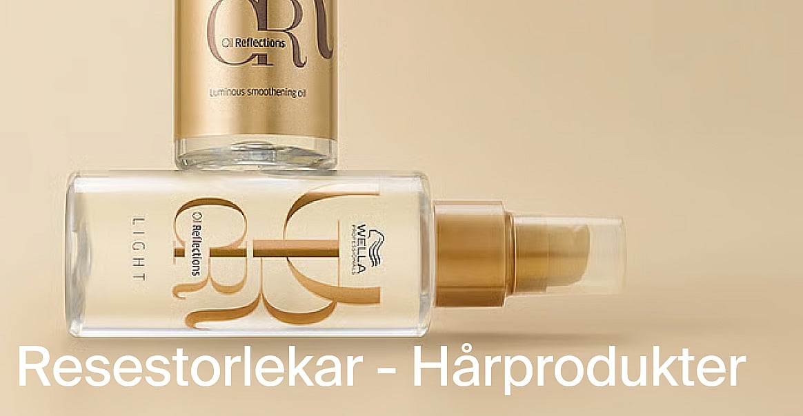 Två Wella Oil Reflections hårproduktflaskor, en stående, en liggande, på en ljusbeige bakgrund. Text: Resestorlekar -
