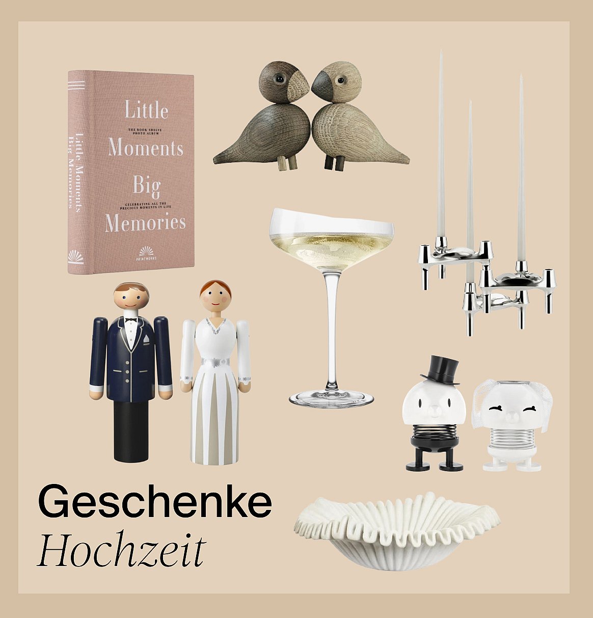 Hochzeitsgeschenke: ein Fotoalbum, Holzvögel, Champagnerglas, Kerzenleuchter und verschiedene Braut- und Bräutigamfiguren.