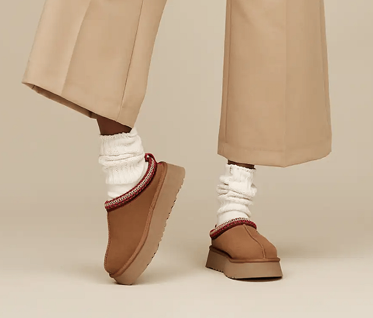 Skechers